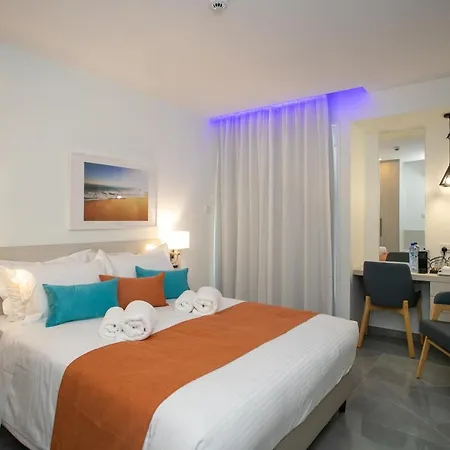 Szálloda Western Larco