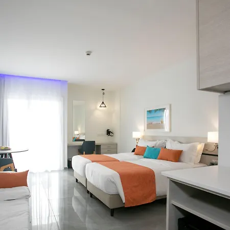 Western Larco Szálloda 4*