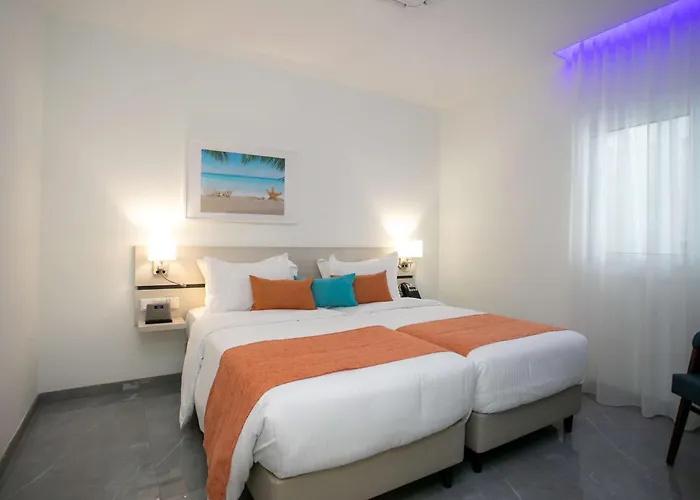 Hotell Western Larco