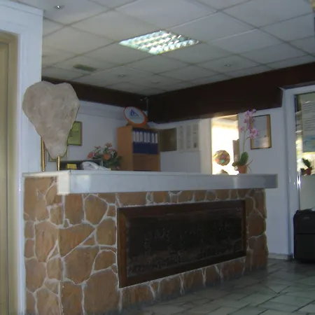 Western Larco Ξενοδοχείο