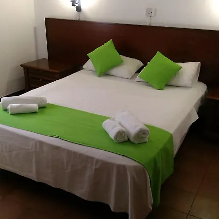 Ξενοδοχείο Western Larco 4*
