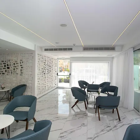 拉尔科酒店 4* 拉纳卡