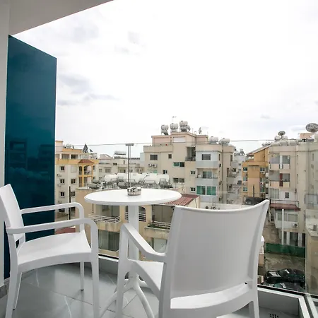 Ξενοδοχείο Western Larco 4*