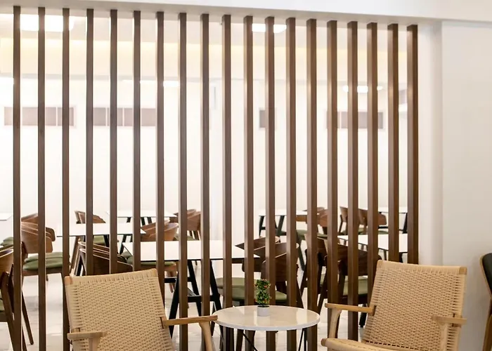 Western Larco Hotell