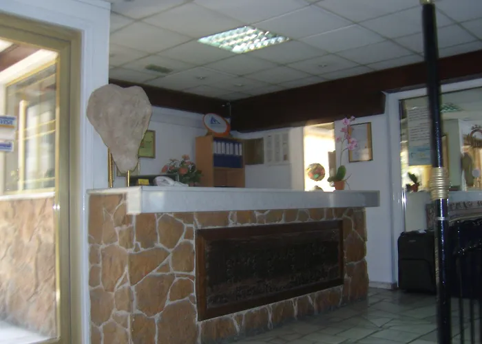 Western Larco Hotell