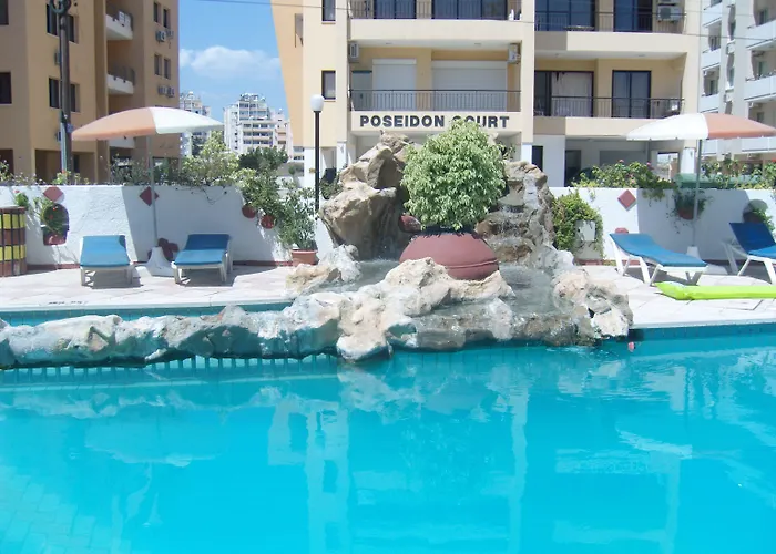 Western Larco Hotell 4*